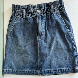 EUC Gap Denim Girls Medium Jean Skirt with Pockets